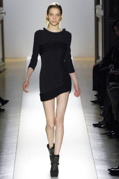Look 10